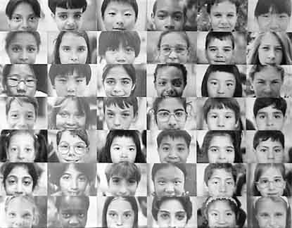 Visages de 42 enfants de nationnalits diffrentes